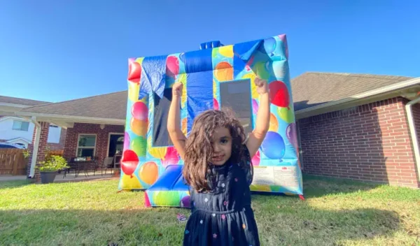 Birthday / Gift Present Bounce House - Image 7